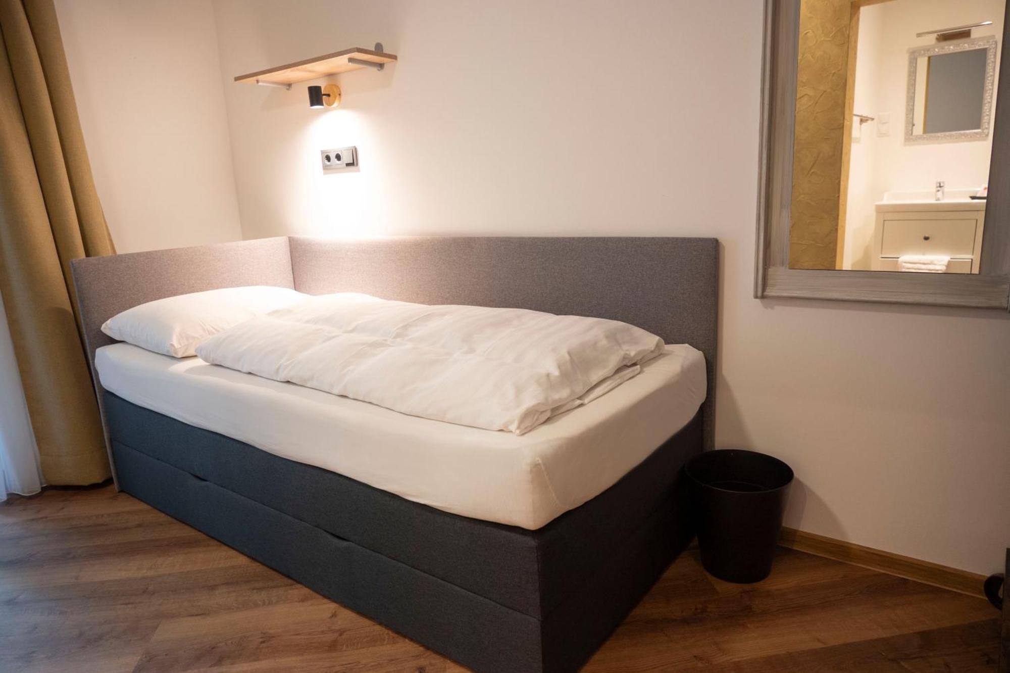 Bed & Breakfast Goldener Stiefel 玛利亚采尔 外观 照片